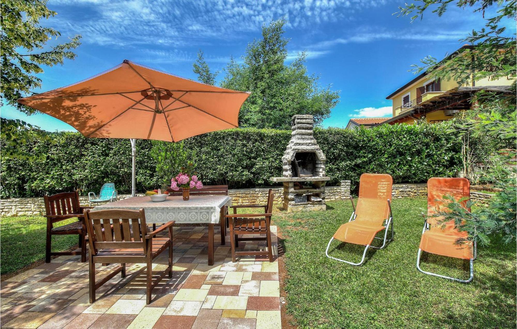 Amazing Apartment In Porec With Wifi Luaran gambar