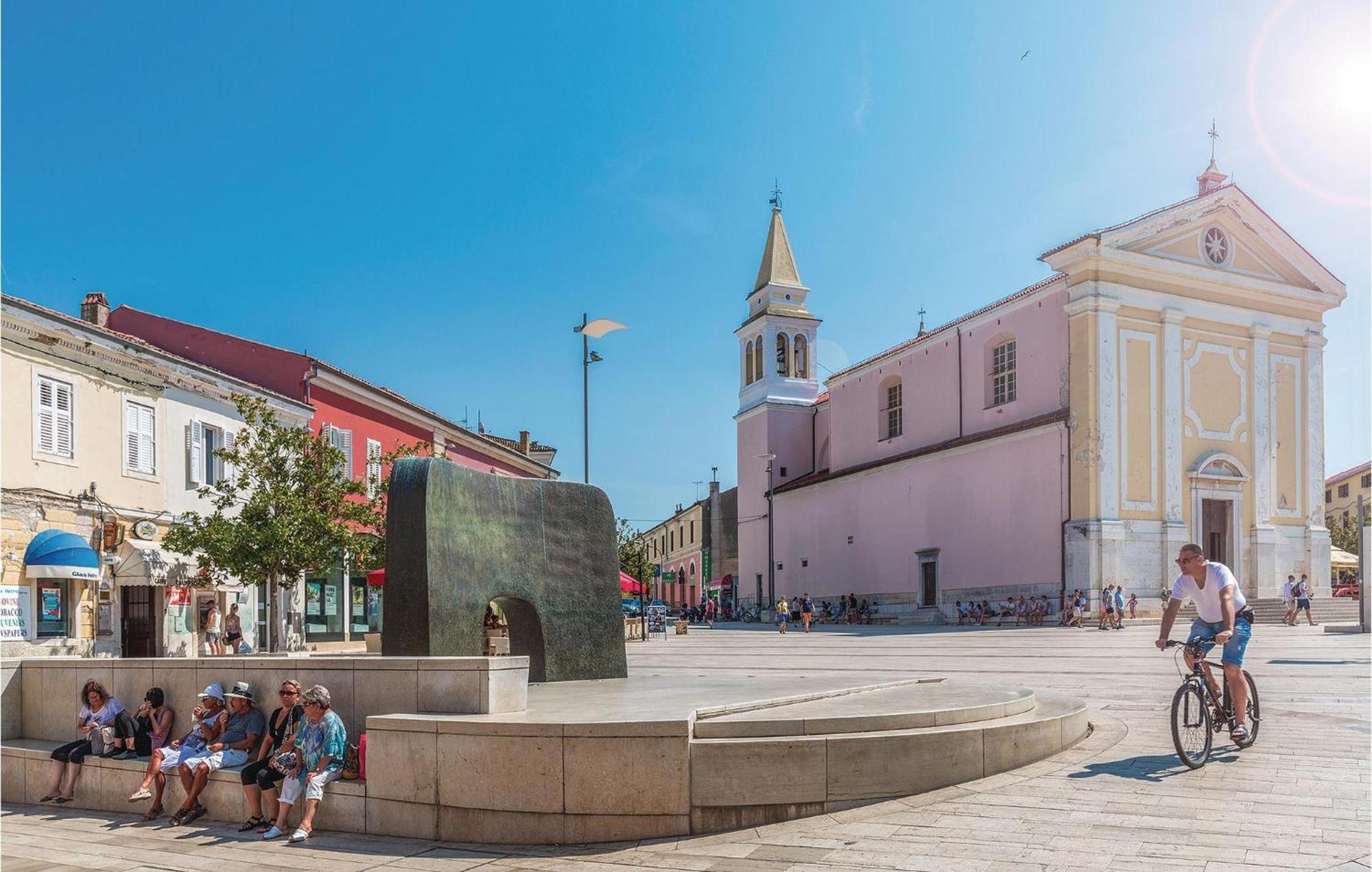 Amazing Apartment In Porec With Wifi Luaran gambar