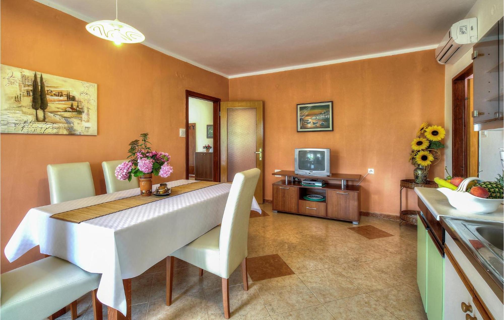 Amazing Apartment In Porec With Wifi Luaran gambar